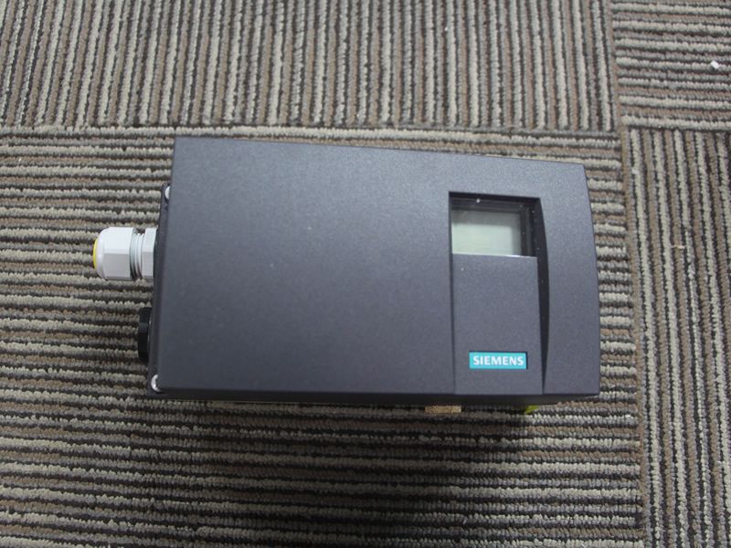 SIEMENS SIPART PS2 6DR5010-0NG00-0AA0.